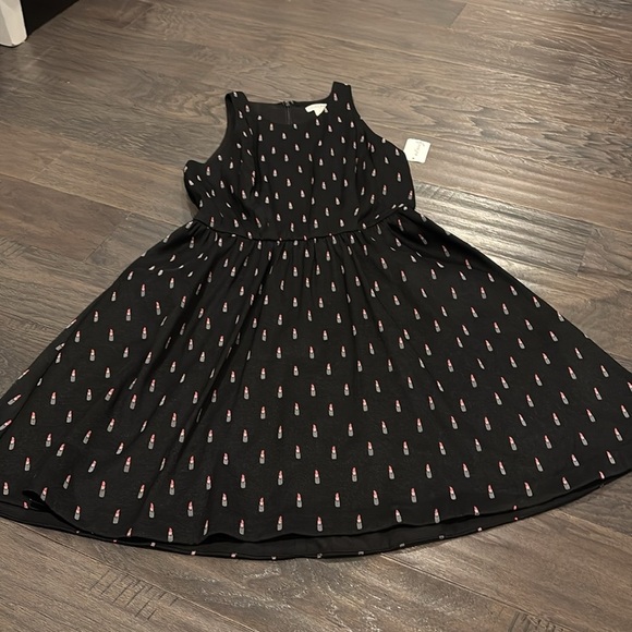 Maison Jules Sleeveless Fit & Flare Midi Dress,zipper back,lipstick pattern - Picture 1 of 9